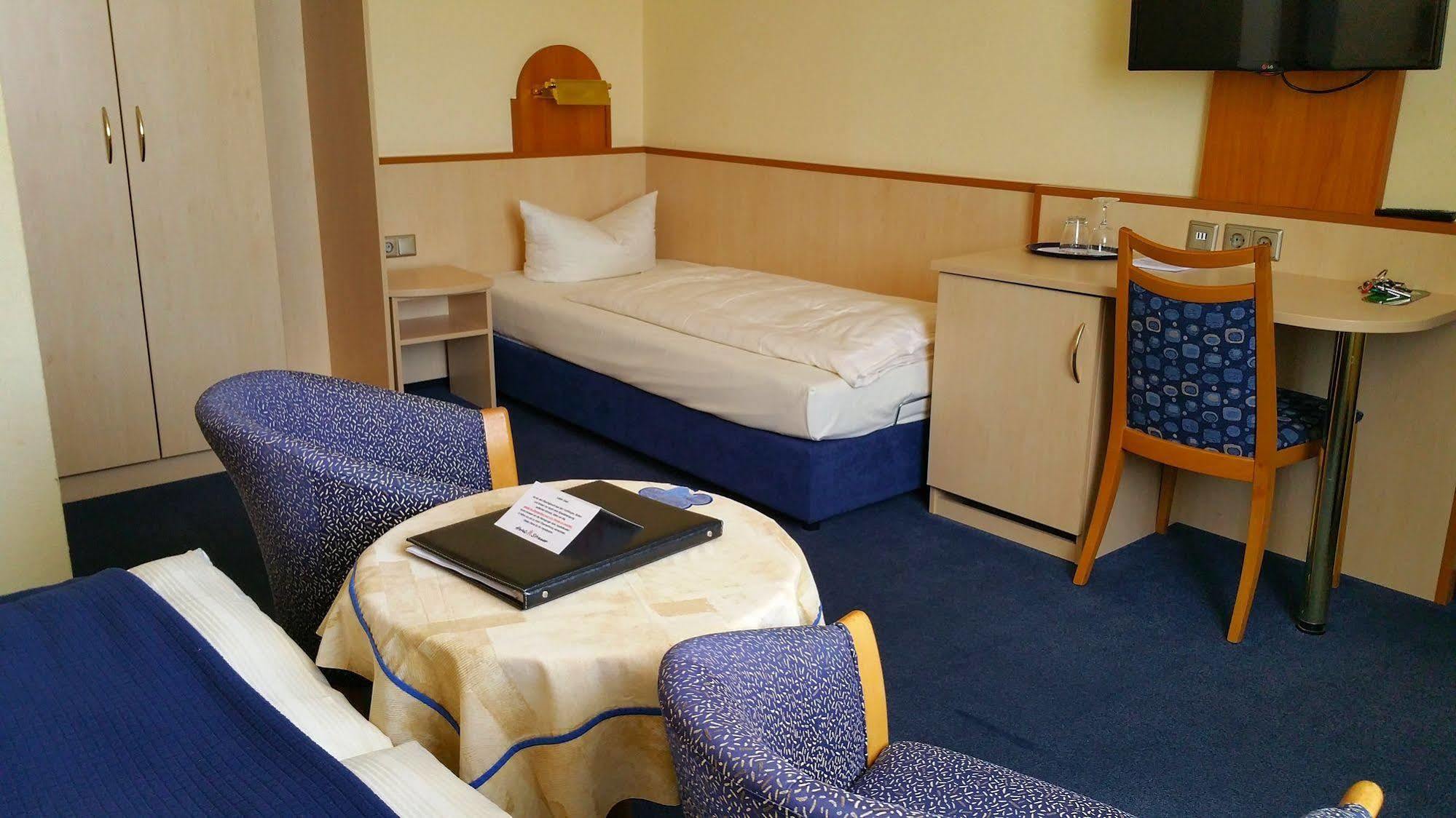 City Partner Hotel Strauss Wurzburg Exterior photo